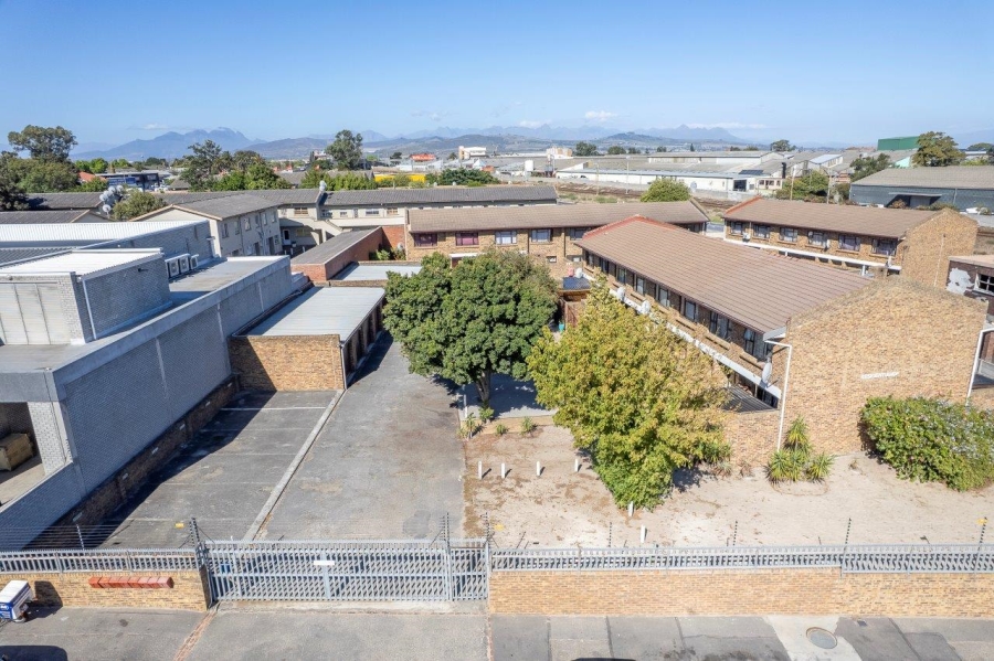 3 Bedroom Property for Sale in Stikland Western Cape